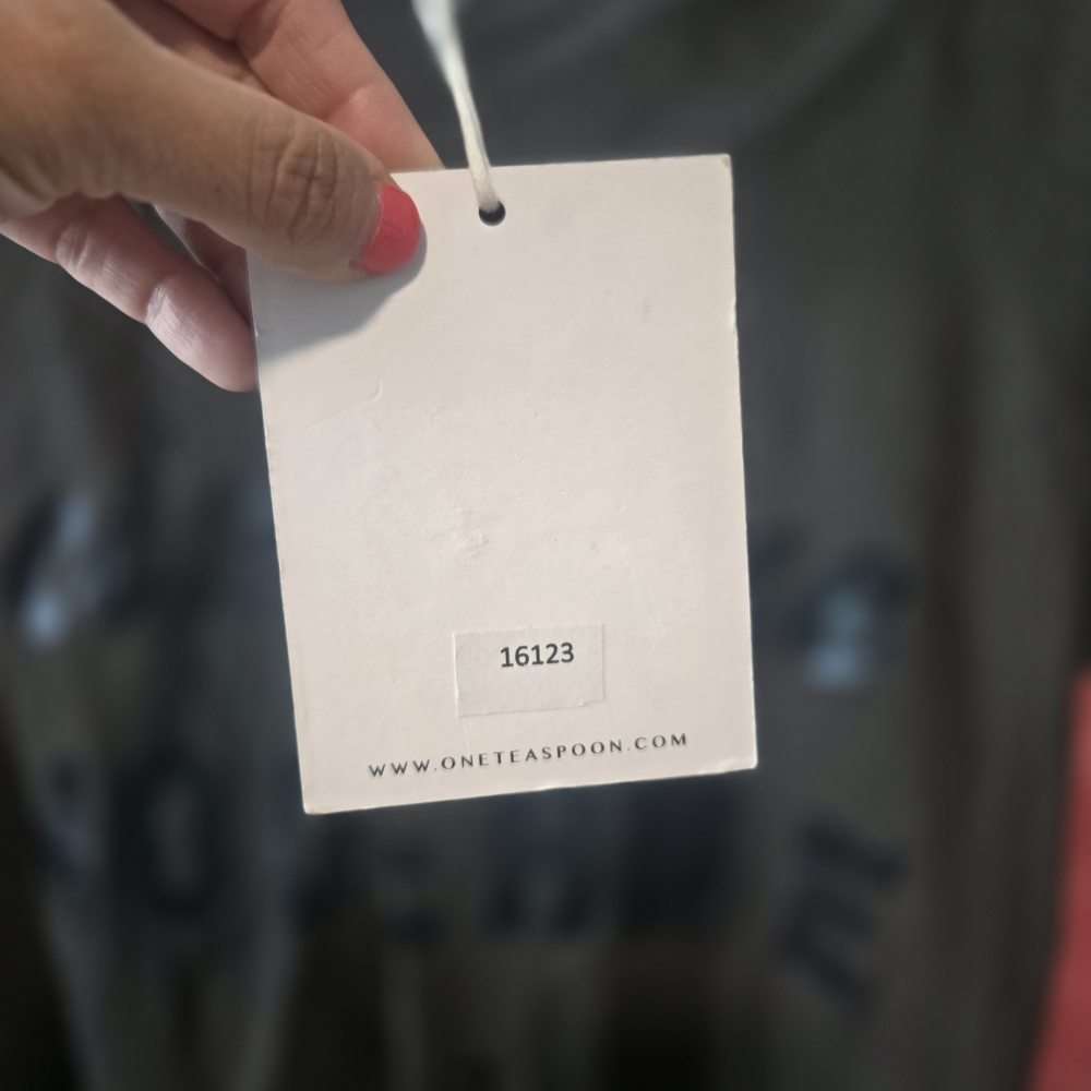 One Teaspoon Long Sleeve - Picture 3 of 5